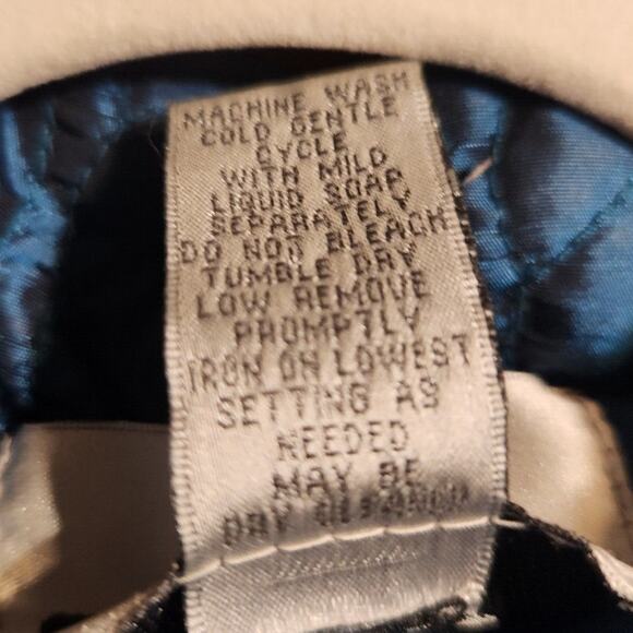 Chicos $149 Medium Metallic Aqua Blue Quilted Lightweight Zip Jacket - Picture 6 of 8